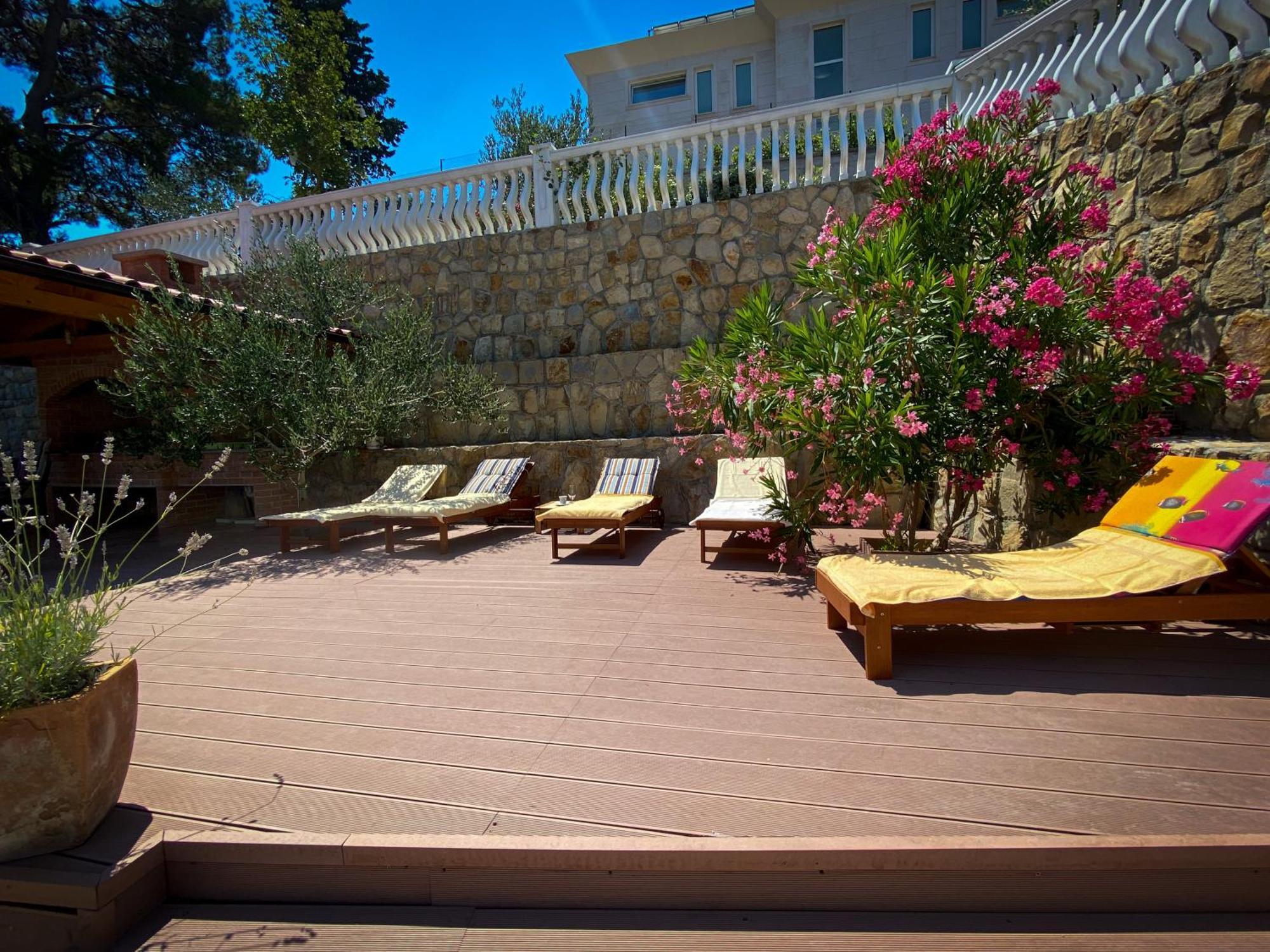 Apartments Happy Island Rab Rab Town Exterior foto